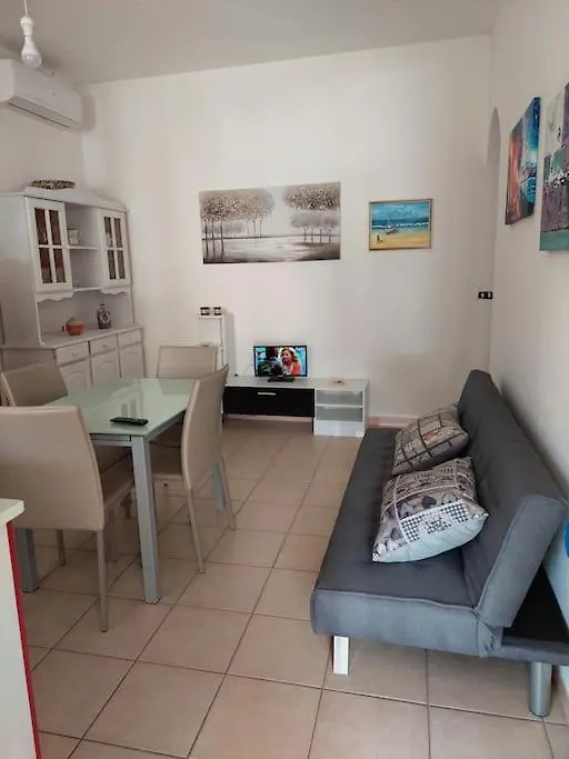 Appartamento Piano Terra Lungomare Santa Maria Navarrese 0*,  Italie